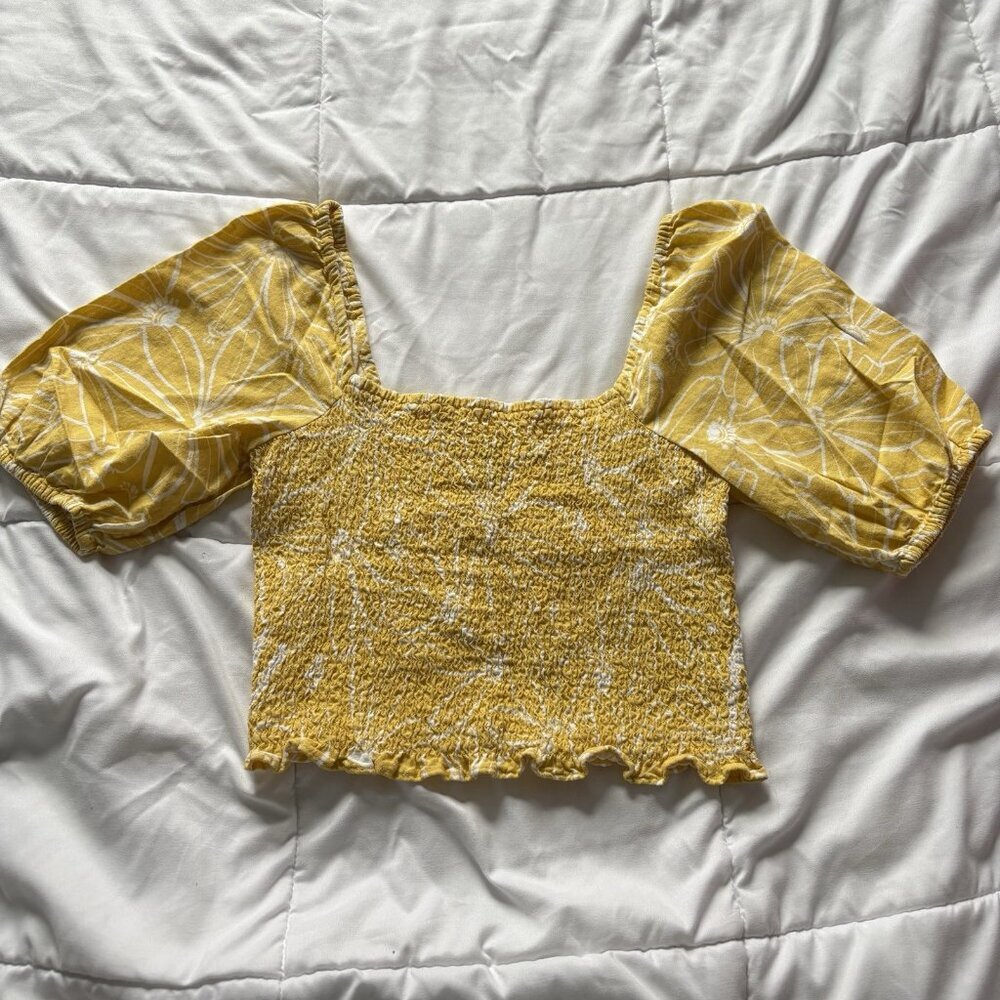 Universal Thread Womens Medium Yellow Square Neck Puff Sleeve Crop Top Blouse